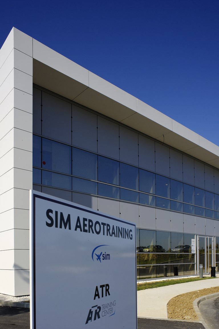 Sogelym Dixence - Parc Mail - SIM AEROTRAINING