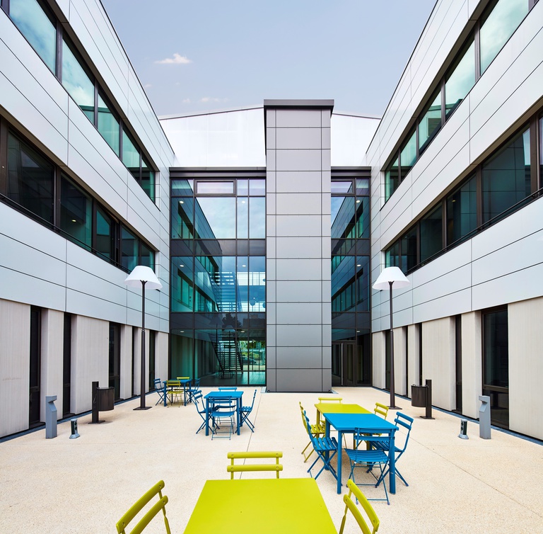 Sogelym Dixence - FEYSSINE 2 - IN EXTENSO 1